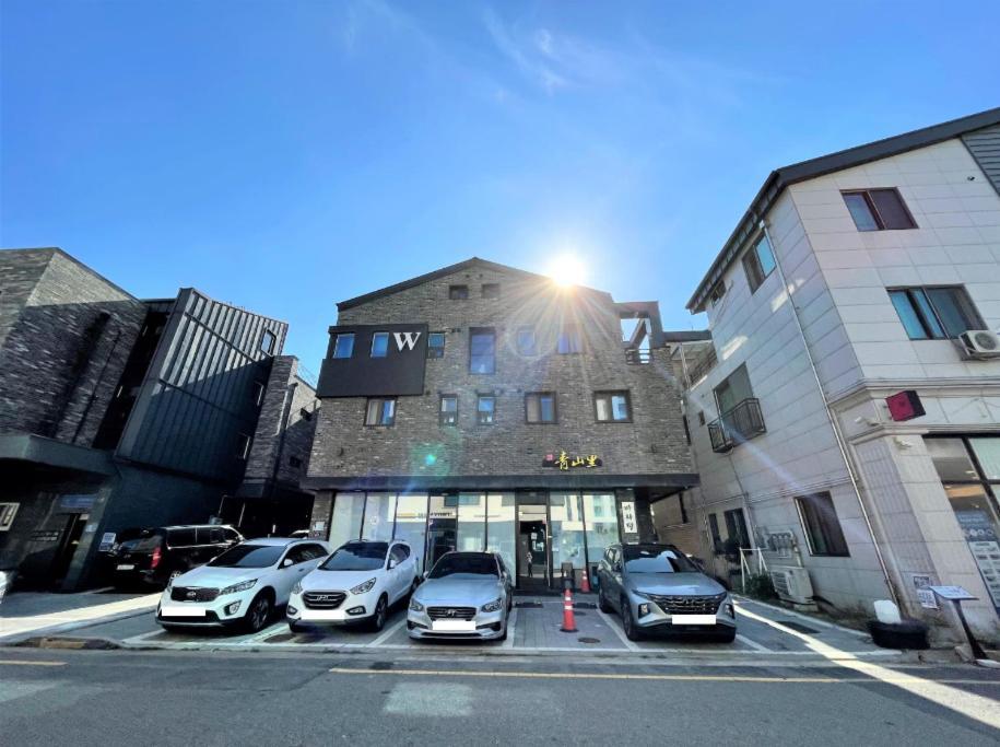 W Premium Airport Hotel Incheon Exterior foto